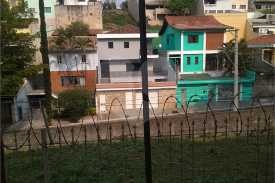 Sobrado à venda com 3 quartos, sendo 1 suíte, em Tremembé, São Paulo, SP