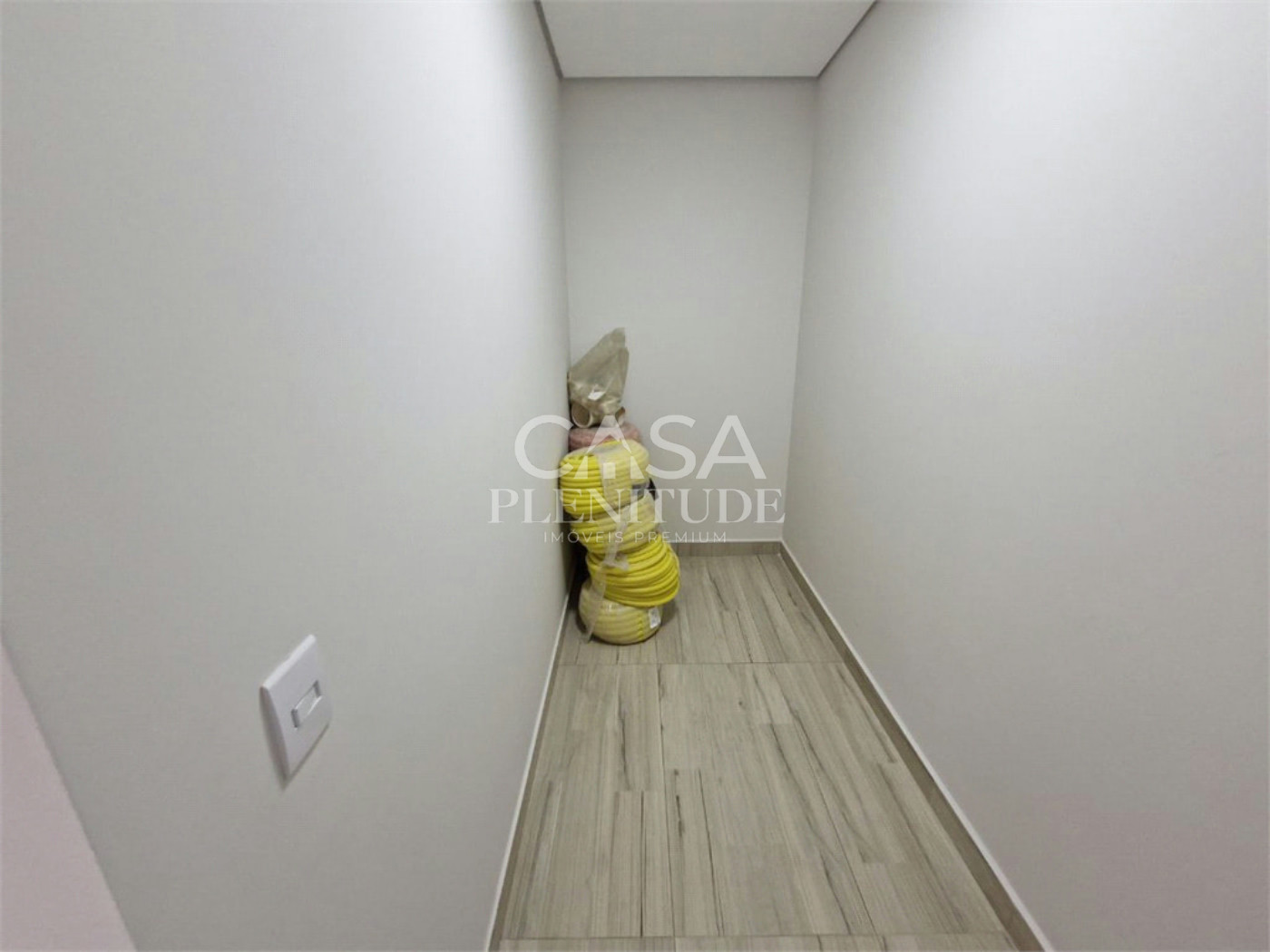 Casa em condomínio à venda com 3 quartos, sendo 1 suíte, em Cajuru do Sul, Sorocaba, SP