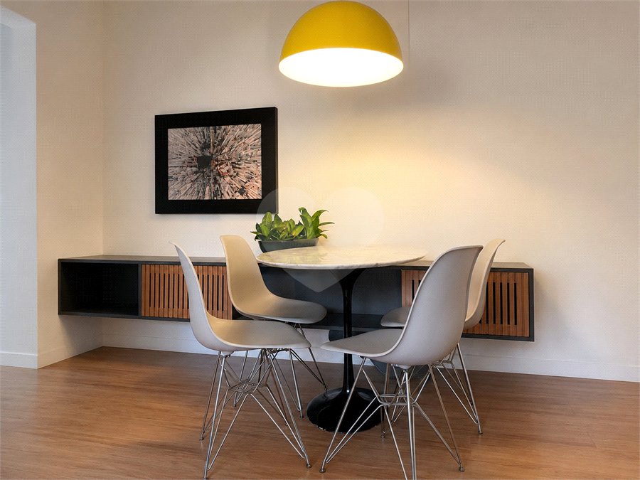 Apartamento à venda com 2 quartos, sendo 1 suíte, em Pinheiros, São Paulo, SP