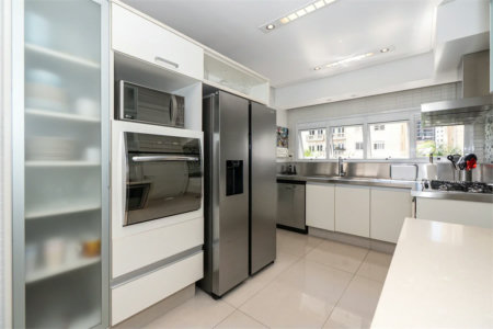 Apartamento à venda com 3 suítes em Sumarezinho, São Paulo, SP