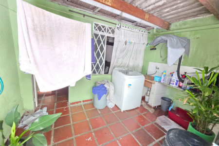 Casa à venda com 3 quartos, sendo 1 suíte, em Ferreira, São Paulo, SP