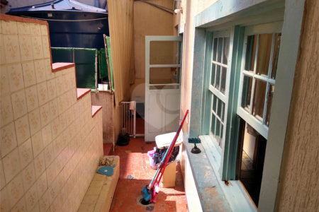 Sobrado à venda com 4 quartos, sendo 3 suítes,  em Vila Monumento, São Paulo, SP