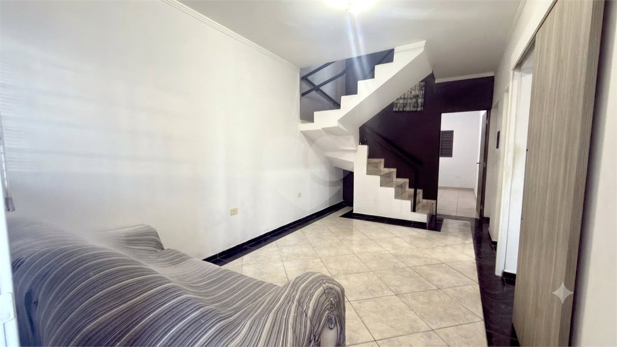 Sobrado à venda com 4 quartos, sendo 1 suíte, em Jardim Wanel Ville V, Sorocaba, SP