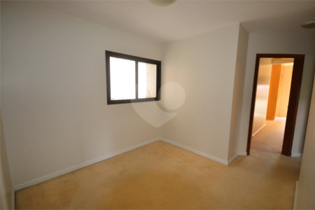 Apartamento à venda com 4 quartos, sendo 2 suítes, em Jardim Ampliação, São Paulo, SP
