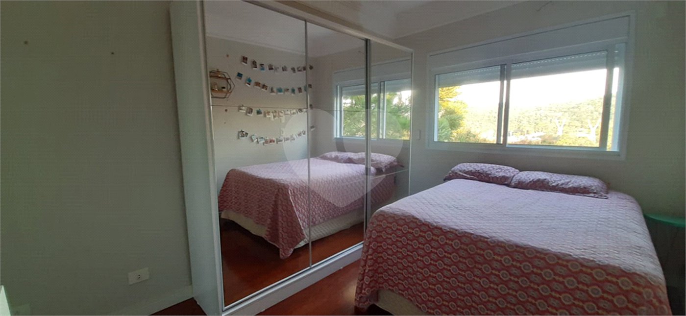 Casa à venda com 4 suítes no condomínio Suíça da Cantareira, Mairiporã - SP