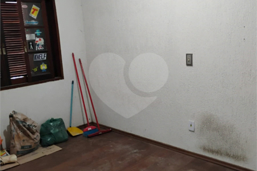 Casa à venda com 3 quartos, sendo 1 suíte, no Centro, Mairiporã, SP