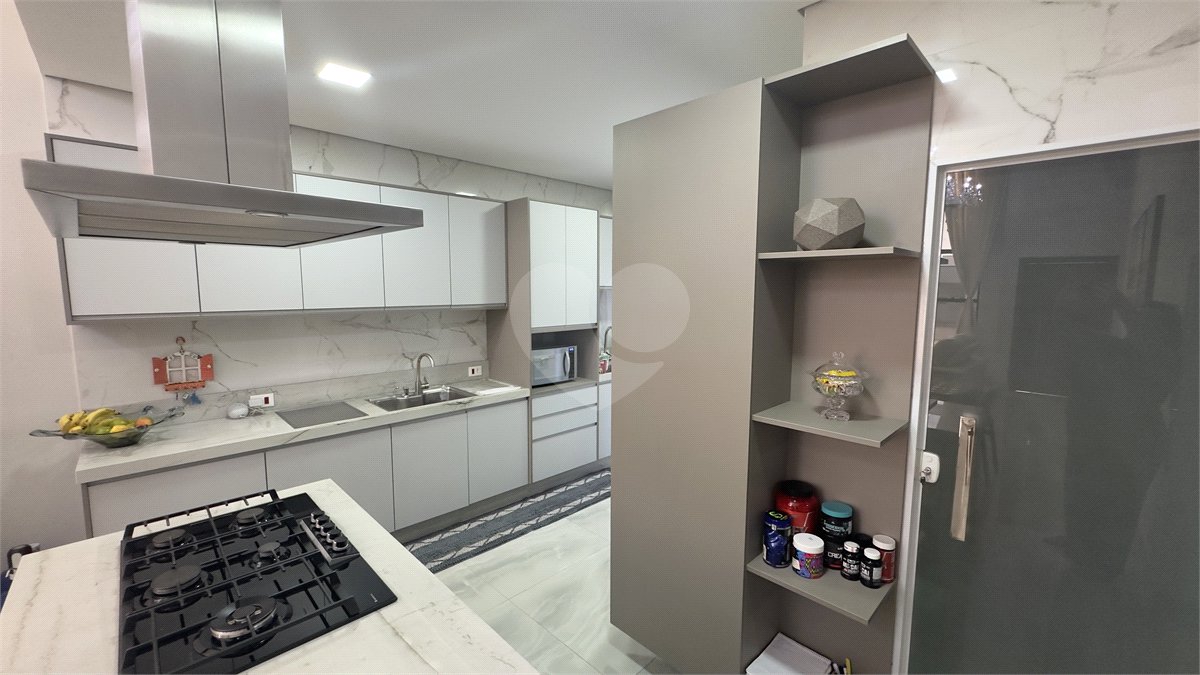 Casa à venda com 3 quartos, sendo 1 suíte, no condomínio Jardim Residencial Dona Maria José, Indaiatuba - SP