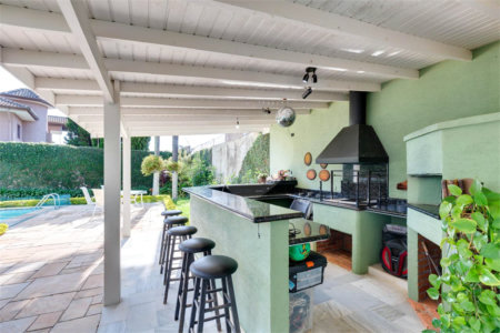 Casa Térrea à venda com 3 suítes em Interlagos, São Paulo, SP