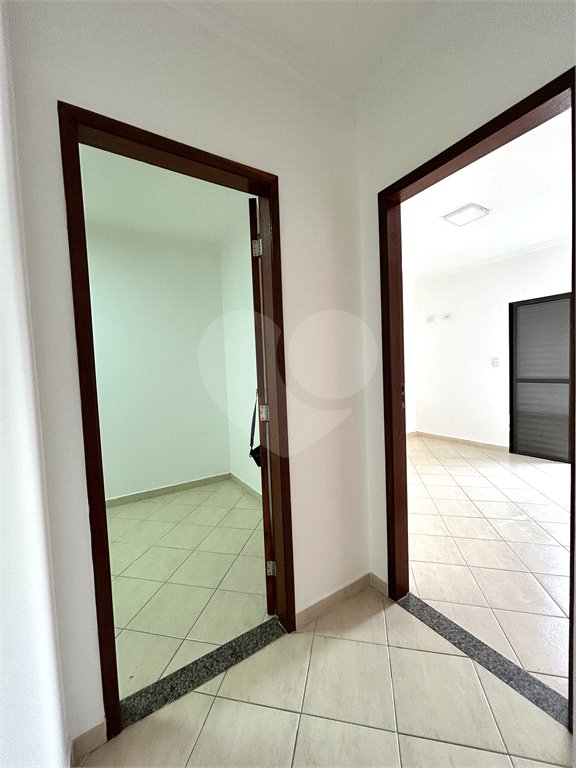 Casa para alugar com 2 quartos, sendo 1 suíte, no condomínio Terra Nostra III, São Paulo - SP