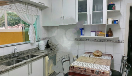Sobrado à venda com 3 suítes em Vila Guilherme, São Paulo, SP