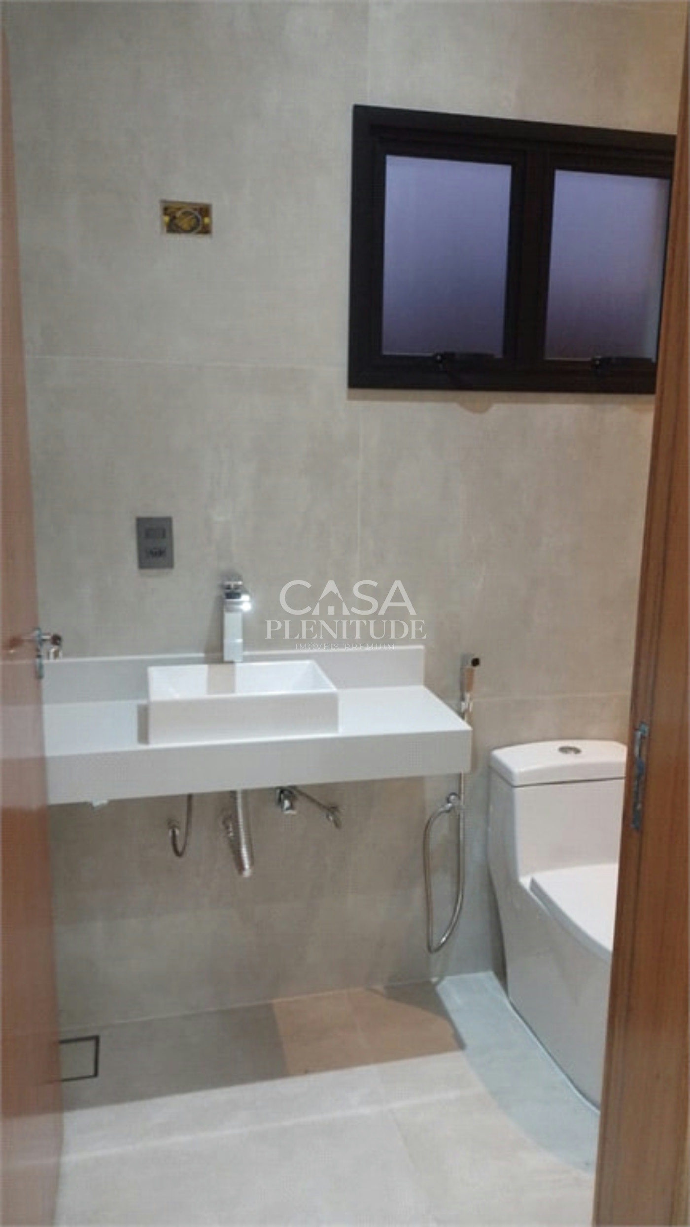 Casa em condomínio à venda ou para alugar com 3 quartos, sendo 1 suíte, em Cajuru do Sul, Sorocaba, SP