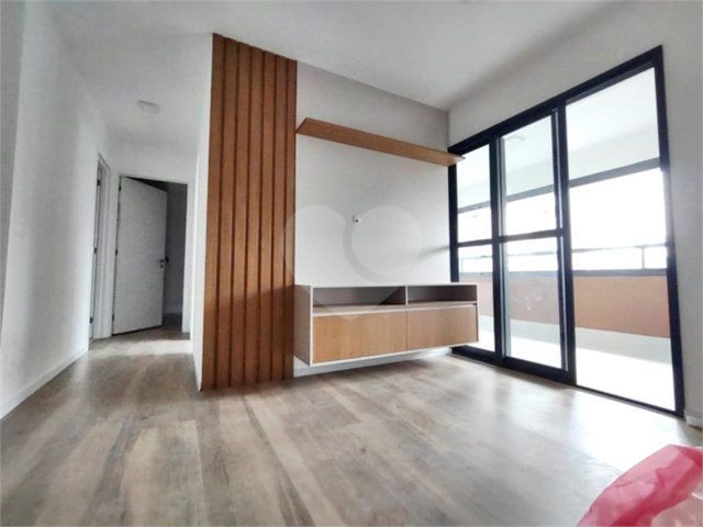 Apartamento para alugar com 2 quartos, sendo 1 suíte,  em Vila Mariana, São Paulo, SP