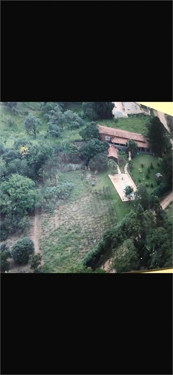Chácara à venda com 4 quartos, sendo 1 suíte,  em Monterrey, Louveira, SP