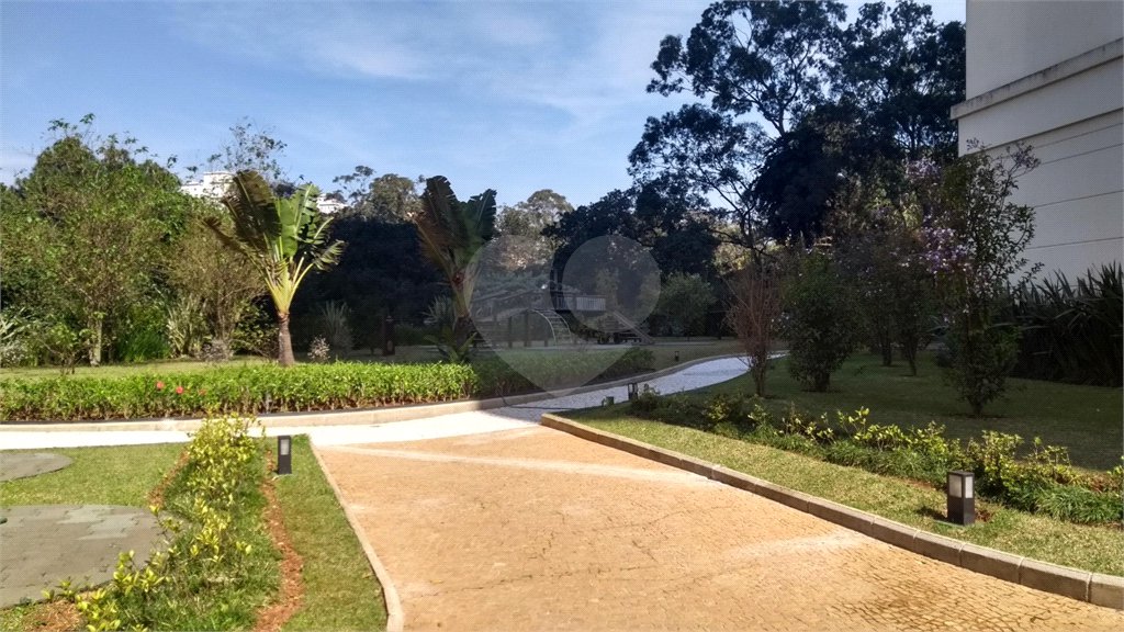 Apartamento à venda com 3 suítes em Jardim Marajoara, São Paulo, SP