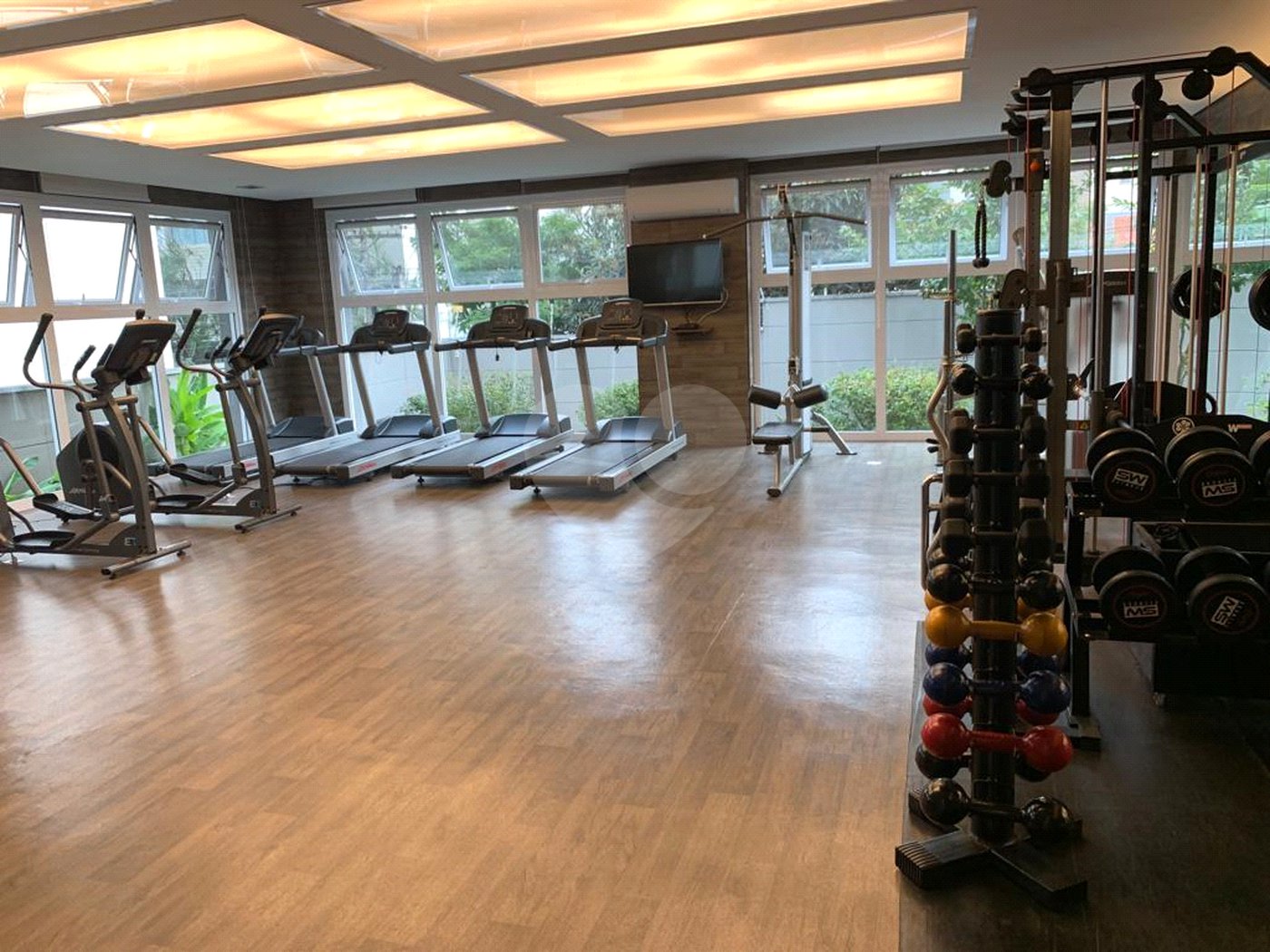 Apartamento à venda com 3 suítes em Indianópolis, São Paulo, SP