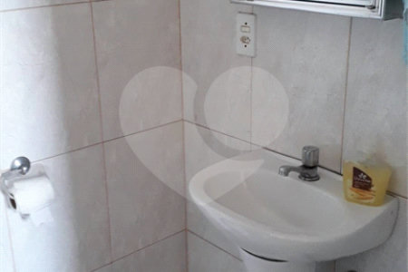 Apartamento à venda com 2 quartos, sendo 1 suíte, em Vila Urupês, Suzano, SP