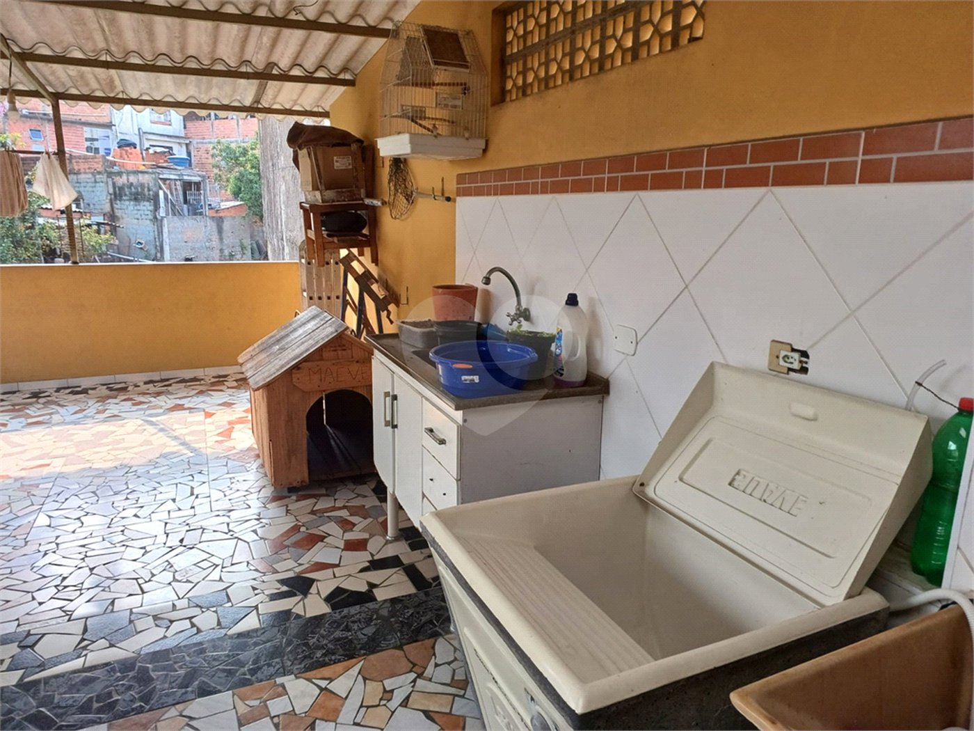 Sobrado à venda com 6 quartos em Jardim Peri, São Paulo, SP