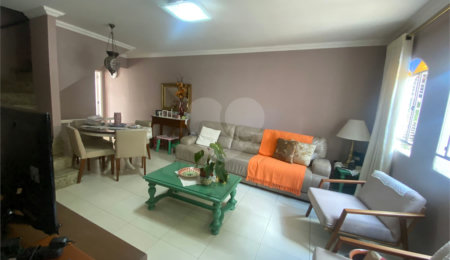 Sobrado à venda com 3 quartos, sendo 1 suíte, em Tremembé, São Paulo, SP