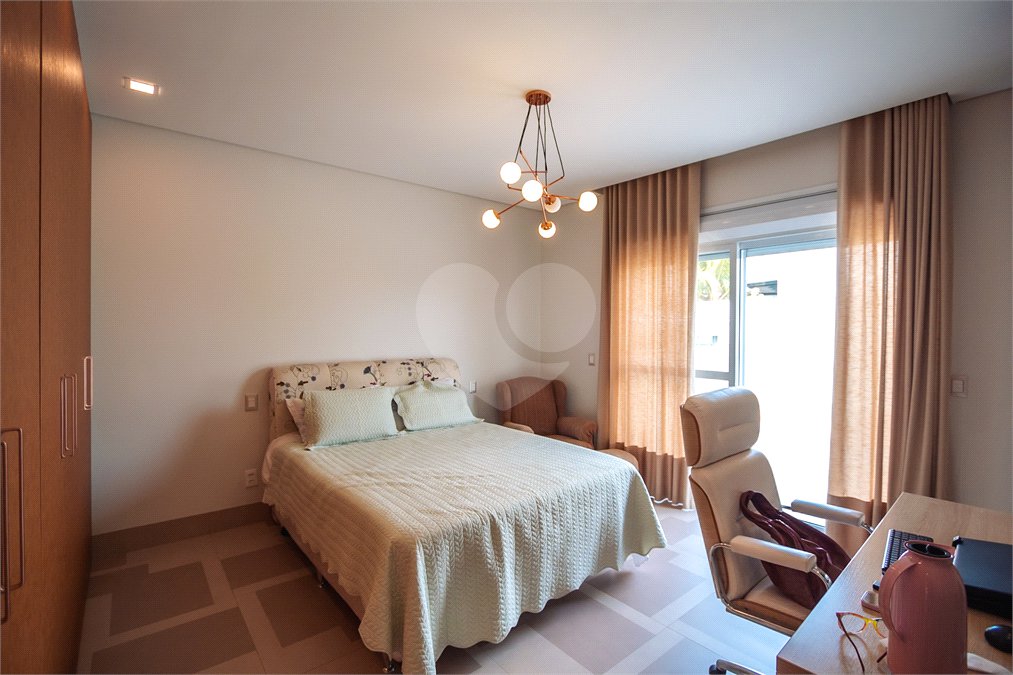 Casa à venda ou para alugar com 4 suítes no condomínio Jardim Vila Paradiso, Indaiatuba - SP