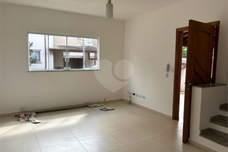 Casa em condomínio à venda com 3 quartos, sendo 1 suíte, em Jardim Estância Brasil, Atibaia, SP