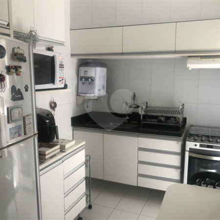 Apartamento à venda com 3 quartos, sendo 1 suíte, em Cerqueira César, São Paulo, SP