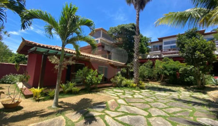 Casa à venda com 6 suítes em Ferradura, Armação dos Búzios, RJ
