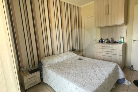 Casa à venda com 3 quartos, sendo 1 suíte,  no condomínio Montpellier, Mogi das Cruzes - SP