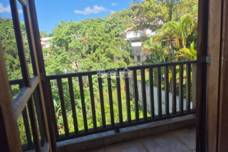 Casa à venda com 3 suítes no condomínio Portal Dos Nobres, Atibaia - SP