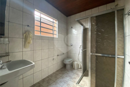Terreno à venda com 3 quartos, sendo 1 suíte, em Vila Nivi, São Paulo, SP
