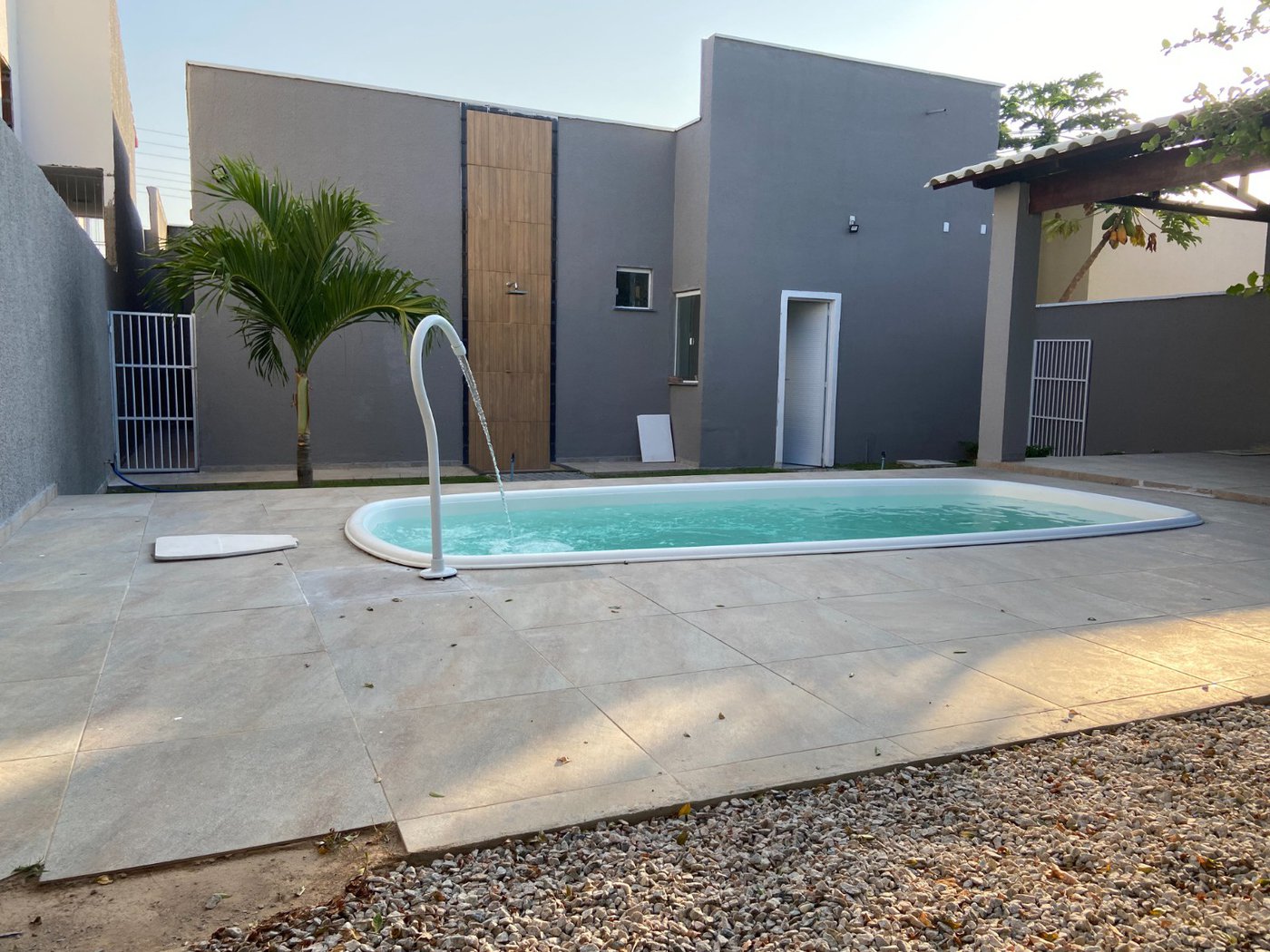 Casa à venda com 3 quartos, sendo 2 suítes, no condomínio PORTO LAGOA, Aquiraz - CE