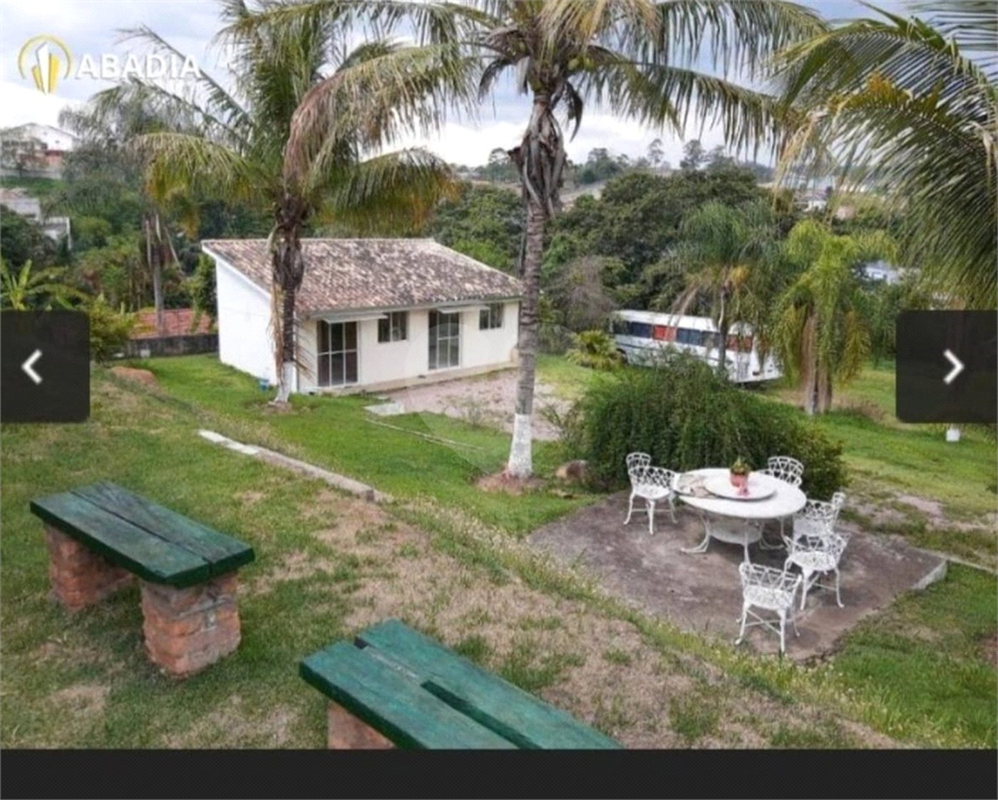 Chácara à venda ou para alugar com 4 quartos, sendo 1 suíte, em Vila Omízollo, Louveira, SP