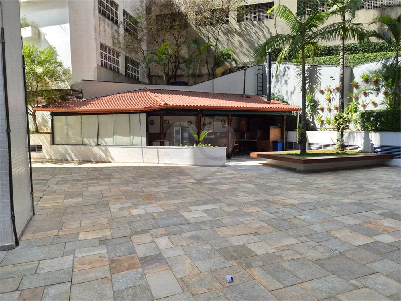 Apartamento à venda ou para alugar com 4 quartos, sendo 2 suítes, em Santana, São Paulo, SP