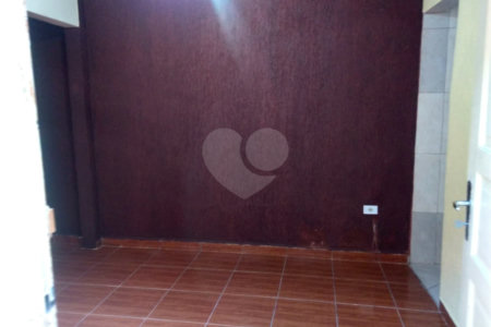 Casa à venda com 4 quartos em Jardim Guimarães, Guarulhos, SP
