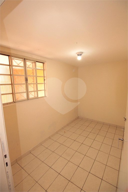 Sobrado à venda com 4 quartos, sendo 1 suíte, em Vila Isolina Mazzei, São Paulo, SP