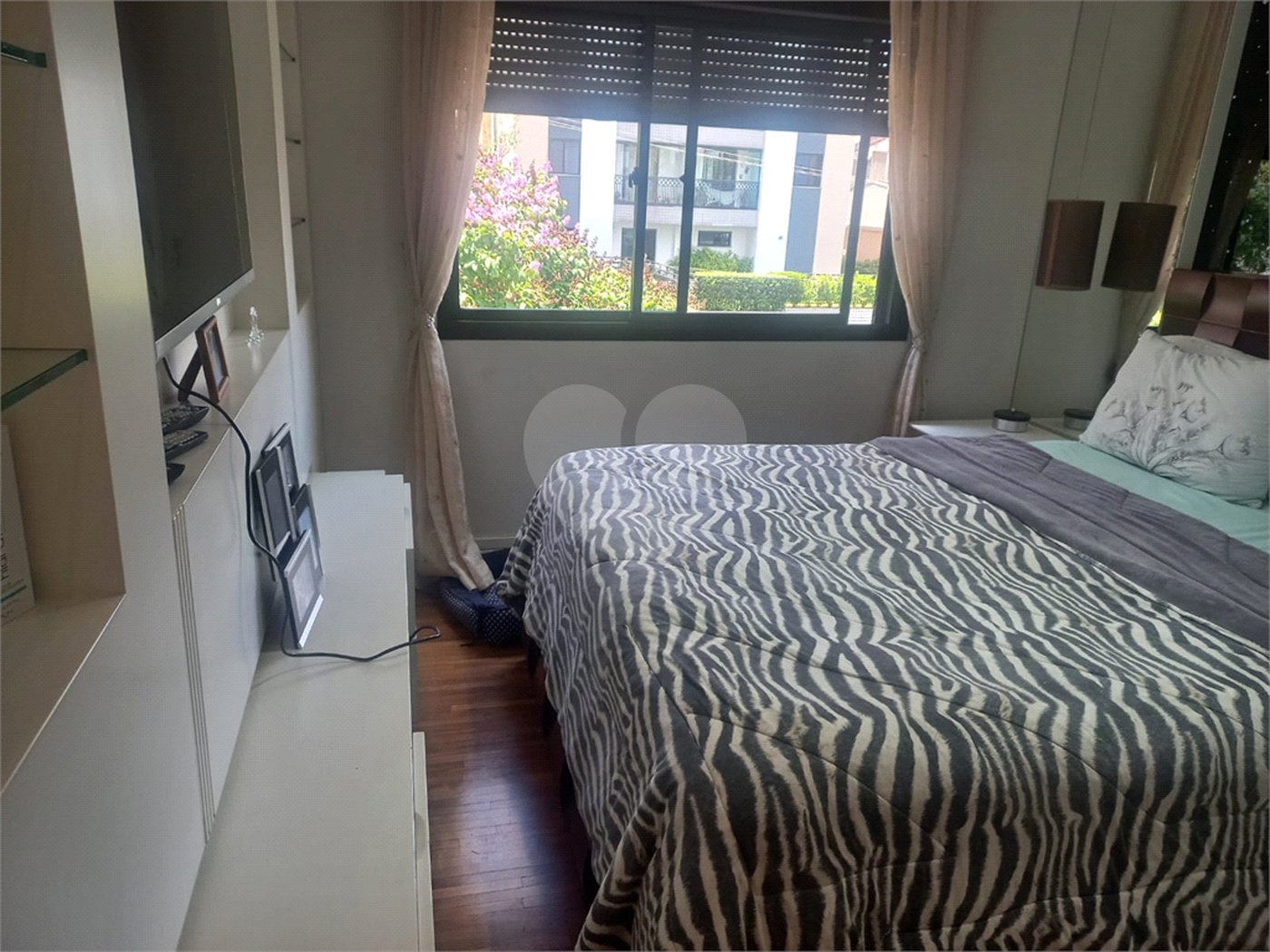 Apartamento à venda com 3 suítes em Vila Pompéia, São Paulo, SP