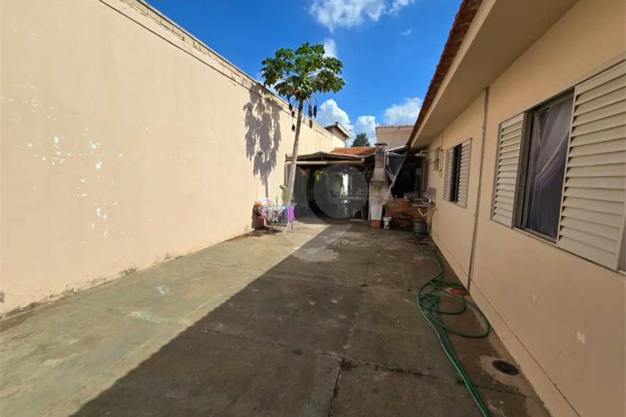 Casa à venda com 3 quartos, sendo 1 suíte, no Cidade Jardim, Pirassununga - SP