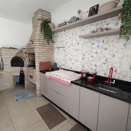 Casa à venda com 2 quartos, sendo 1 suíte, em Vila Santa Terezinha, Várzea Paulista, SP