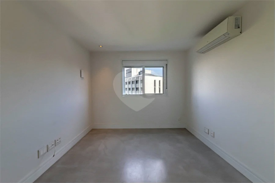 Vila Clementino - 161 m² | 2 dormitórios, com possibilidade de 3 | suíte master | 3 vagas | depósito