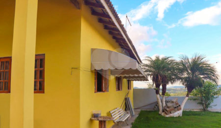 Casa à venda com 3 quartos, sendo 1 suíte, no condomínio Conjunto Vila- Loteamento Vitória Régia, Atibaia - SP
