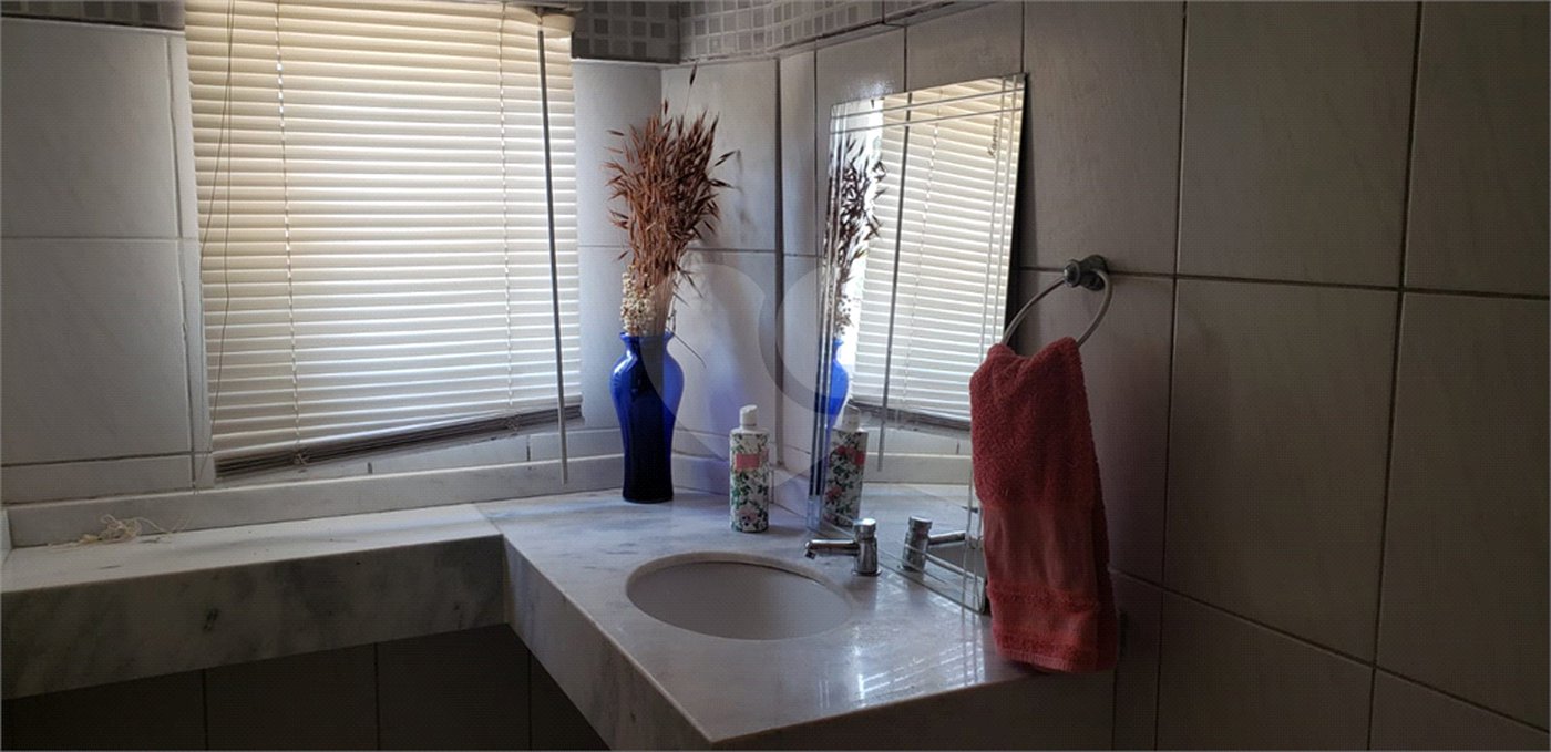 Casa à venda com 4 suítes em Pirucaia, Mairiporã, SP