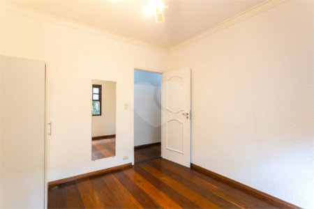 Casa Térrea à venda com 3 quartos, sendo 2 suítes, em Jardim Marajoara, São Paulo, SP