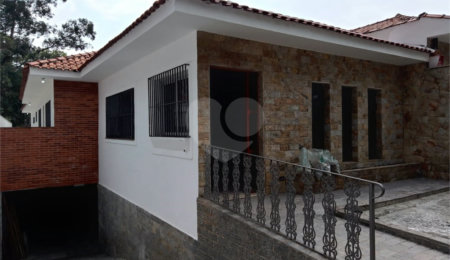 Casa Térrea à venda com 3 suítes em Tucuruvi, São Paulo, SP