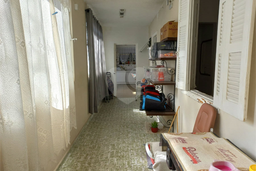 Casa à venda com 3 quartos, sendo 1 suíte, em Lapa, São Paulo, SP