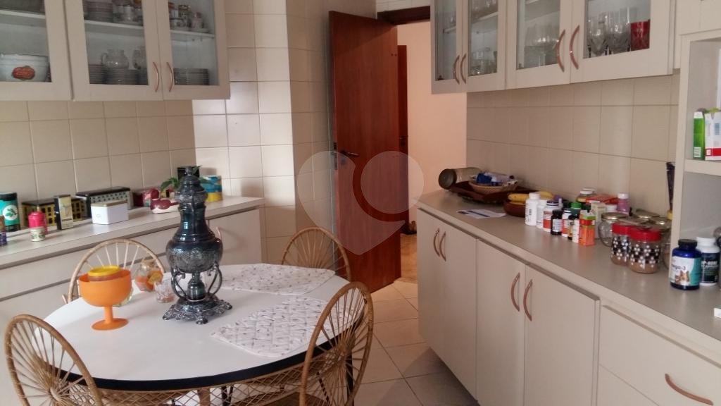 Apartamento à venda com 3 quartos, sendo 2 suítes, em Jardim Parque Morumbi, São Paulo, SP