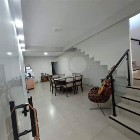 Sobrado à venda com 5 quartos em Jardim Bela Vista, Itapetininga, SP