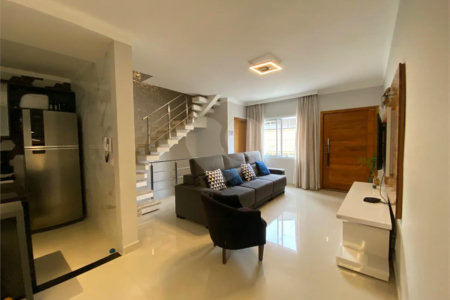 Casa à venda com 3 suítes no condomínio Belle Villle, São Paulo - SP