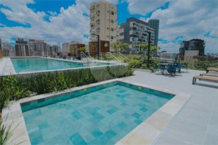 Apartamento à venda com 3 suítes em Sumarezinho, São Paulo, SP
