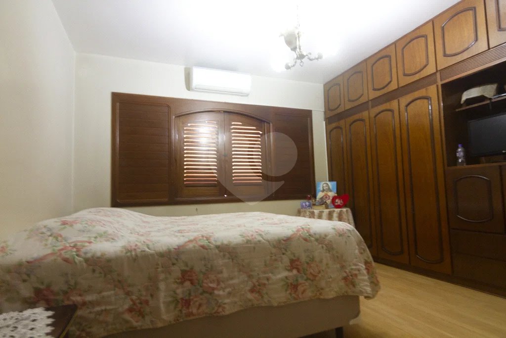 Casa à venda com 4 suítes em Jardim Franca, São Paulo, SP