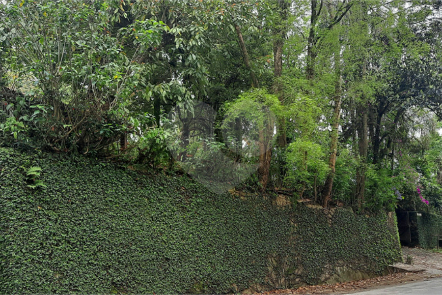 Casa à venda com 3 quartos, sendo 1 suíte,  em Serra da Cantareira, Mairiporã, SP