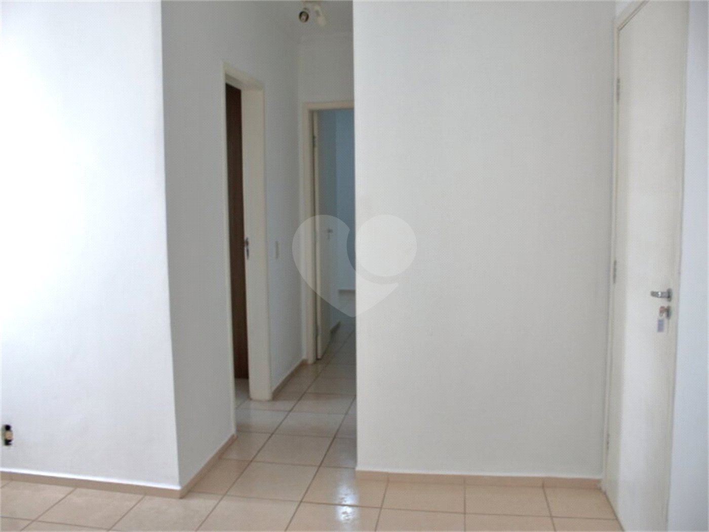 Apartamento à venda com 1 suíte em Parque Residencial Presidente Médici, Itu, SP